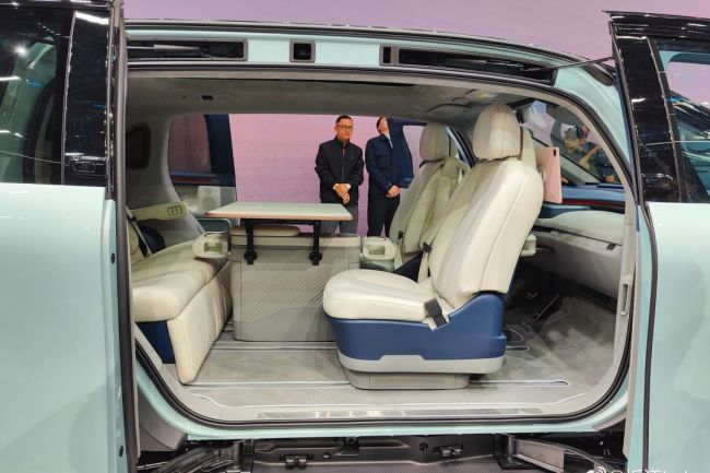 英媒：从北京车展看“全电动未来” 极氪MIX全球首秀