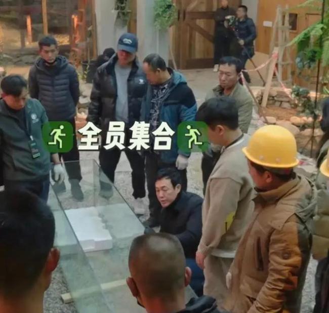 张颂文称早年曾靠翁虹买机票回家 揭秘综艺里的真性情大叔