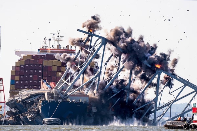 美調查報告：巴爾的摩港撞橋貨輪事發前多次停電