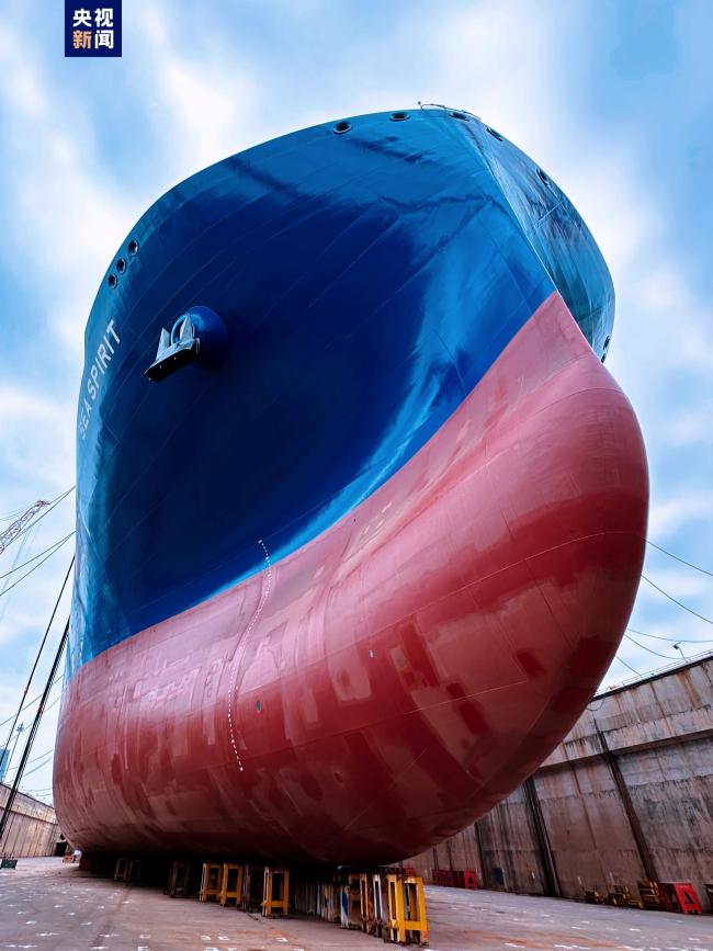 17.5万立方米大型液化天然气运输船完成下水