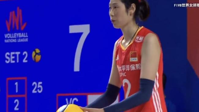 中国女排3-0保加利亚 赢下冲奥关键战 积分差距骤减至0.07分