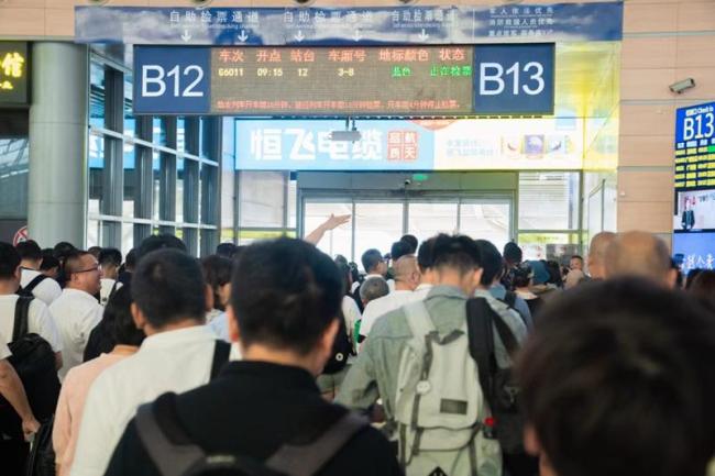 武广高铁“加速度” 打造湘粤“2小时”生活圈