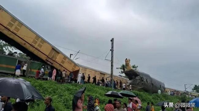 印度发生列车相撞事故多人死亡 伤亡人数持续上升