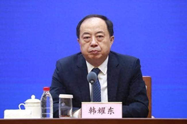 山东烟台副市长韩耀东拟赴企业任职 政企跨界引关注
