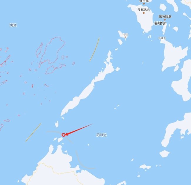 菲媒称中国军舰驶过菲律宾沿岸，其中一艘可能为055“大连舰”