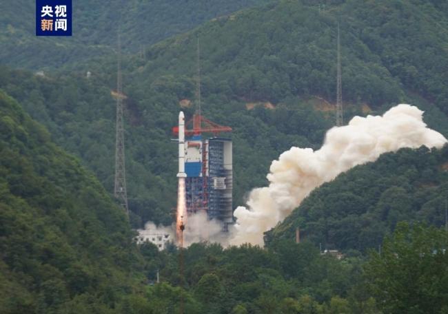 中法天文卫星在西昌发射升空 开启伽马暴探测新纪元