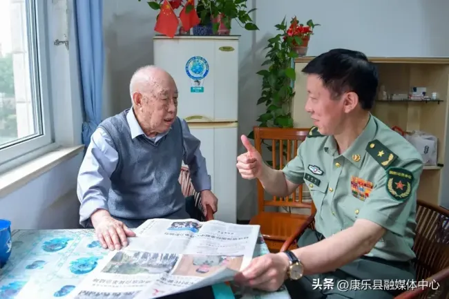 上海97岁老党员缴纳100万特殊党费 赤子之心，至诚报国