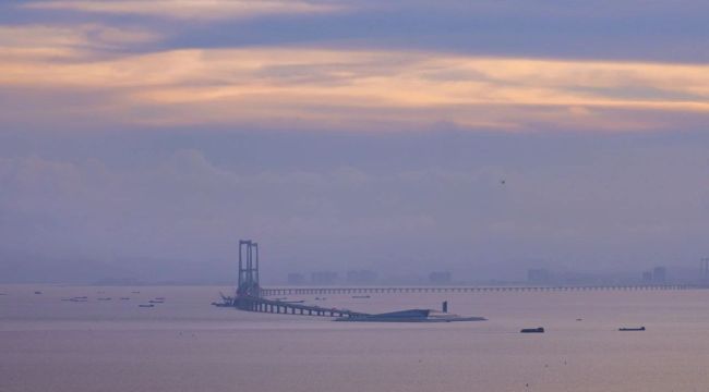 “city”风吹到了深中通道 来看绝美海上日出