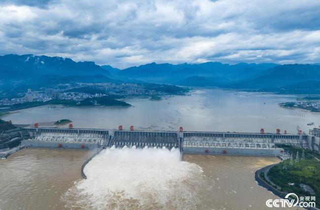 湖北宜昌：三峡水库迎新一轮涨水过程