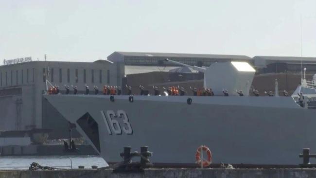 中国军舰抵达俄罗斯！