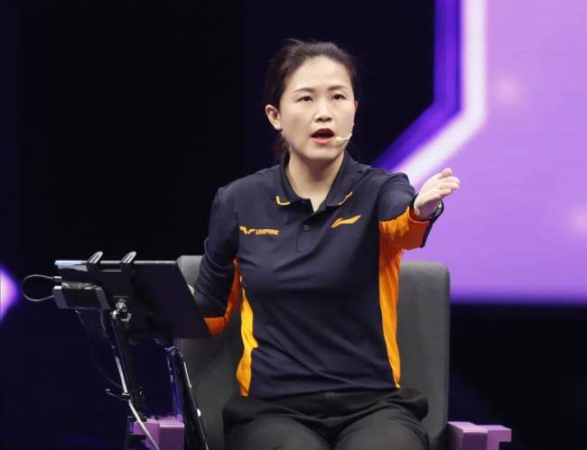 朱玲乒乓球女单决赛裁判 首位双料资格中国裁判的奥运征程