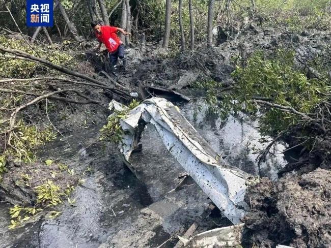 泰国一飞机坠毁，载有5名中国籍乘客