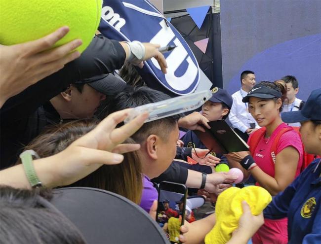 中网｜郑钦文积极备战盼回报球迷 将邀请好友张雨霏现场助威