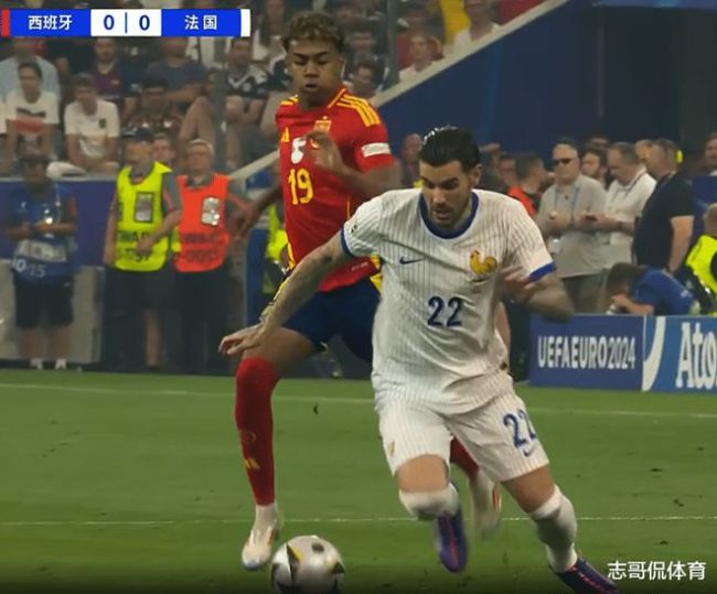 欧洲杯最新！法国队1-0西班牙队