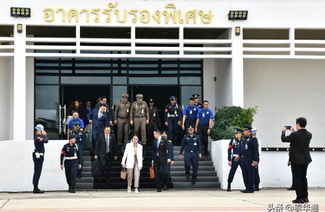 泰国总理佩通坦一行抵达昆明 共绘国际合作新蓝图