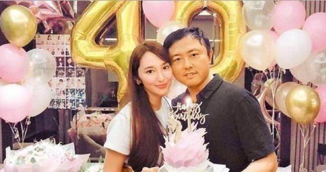 曝吴佩慈富豪未婚夫被FBI通缉 涉嫌洗钱藏匿日本