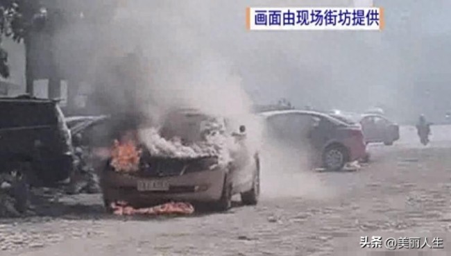 驾校辟谣考生烧毁教练车：系自燃，车灯线路短路所致