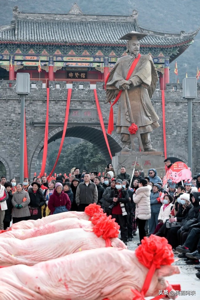 在汶川年味从杀年猪开始 欢庆丰收迎新年