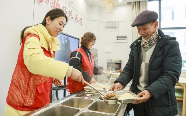 人民领袖｜读懂习主席新年贺词中的“东方微笑”