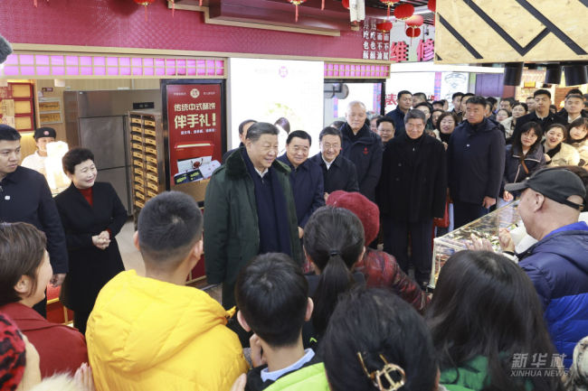 习近平在辽宁沈阳市考察调研