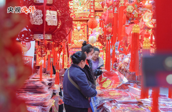 【央视快评】一起努力，让人间美景越来越靓丽