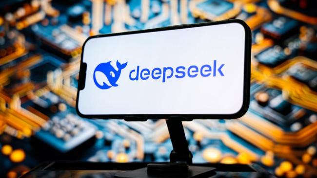 達利歐談Deepseek：中國在應用方面會領先,，未來會看到機器人應用