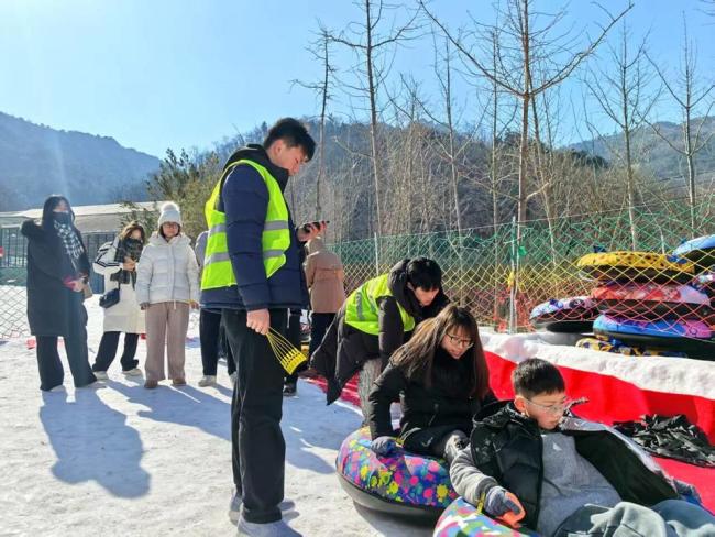  《国色芳华》热播带火沂山春节游，冰雪奇观+非遗引客增长超两成