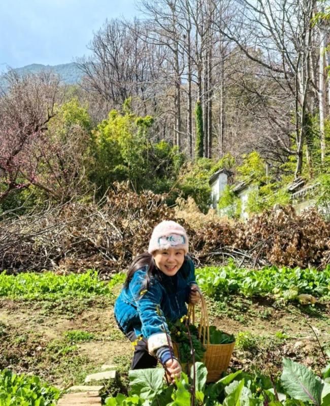 龚琳娜带儿子的苏丹同学回家过年 展现独立女性新生活