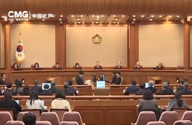 韩国政治纷争愈演愈烈 总统弹劾案进入关键阶段