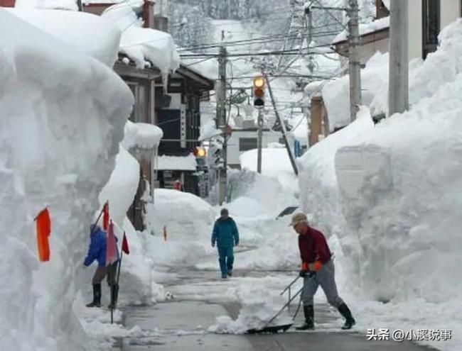 日本連日暴雪已致13死173傷 多地受災(zāi)嚴(yán)重