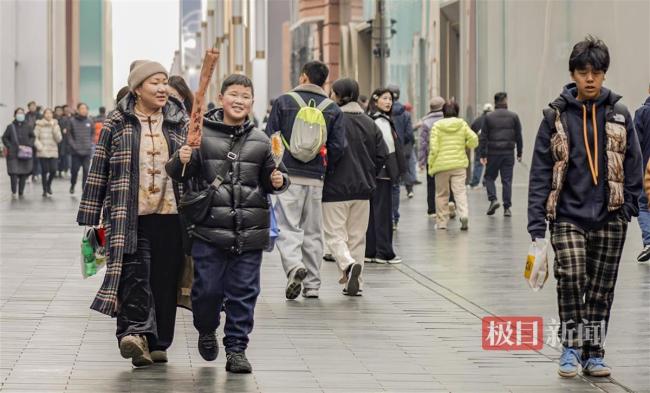 即將進入暖暖暖暖模式 晴暖天氣迎市民賞景