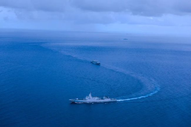 看南部战区海军硬核“龙抬头” 实战练兵展雄风