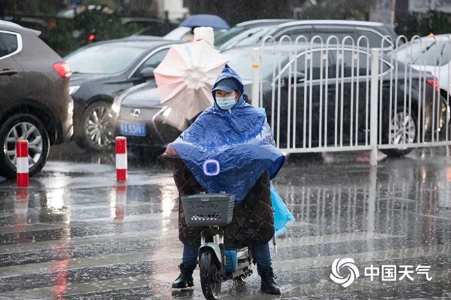 湖北多地中到大雪