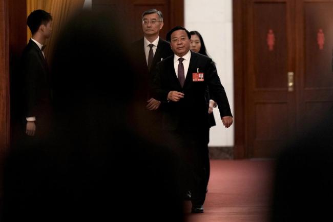 部长谈乡村振兴:不光看腰包鼓不鼓