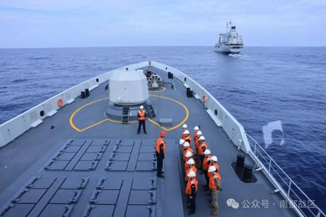 戰(zhàn)艦列陣,，砥礪海上尖兵