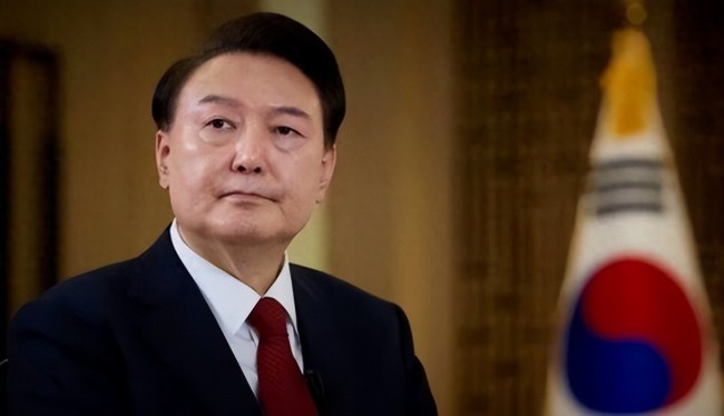 学者：尹锡悦甩锅难逃罪责