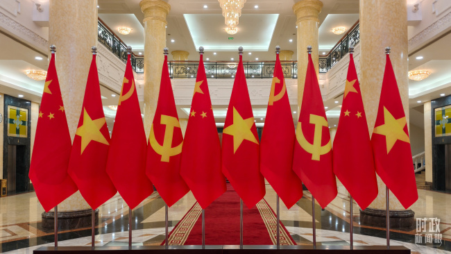 时政新闻眼丨习近平访问越南，共同擘画中越命运共同体建设新蓝图