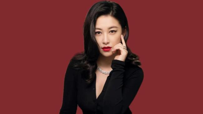 朱珠带了整整四个月妆 敬业与象征的均衡