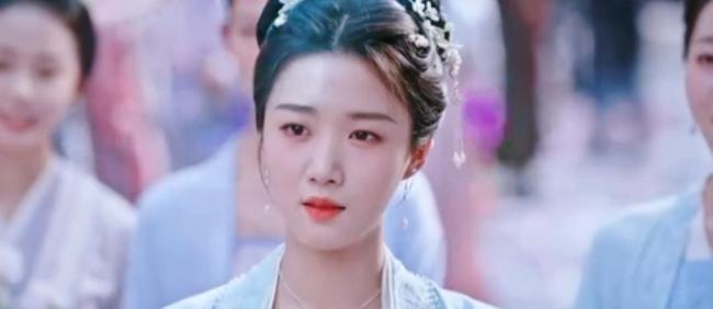 《榜上佳婿》杨仕泽孔雪儿先婚后爱 月色与心动交织