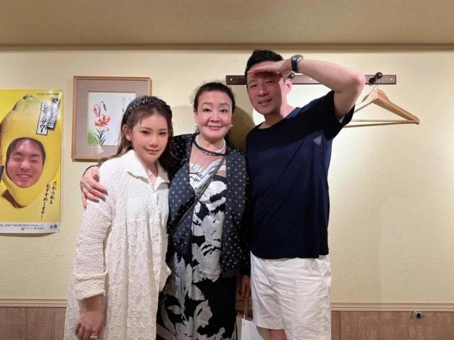 张兰晒儿子北京豪宅，汪小菲为两个孩子重新翻修，全部采用落地窗 闲置旧房变“亲子豪宅”