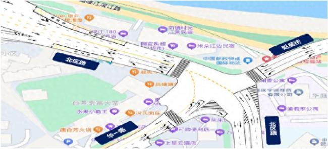 重慶為觀看無人機表演的游客們封路