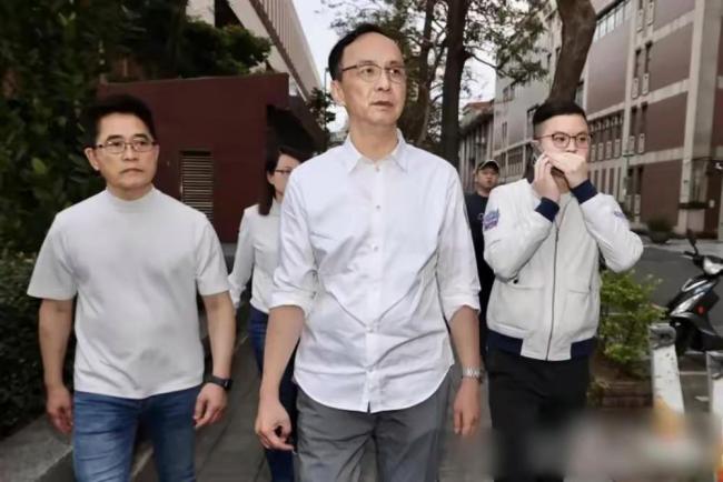 朱立倫喊話賴清德：暴政遺臭萬(wàn)年 呼吁朝野團(tuán)結(jié)安定臺(tái)灣
