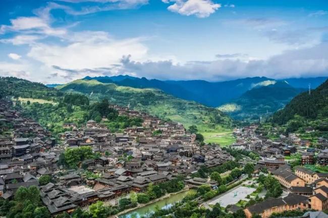 周奇推薦五一旅游目的地 探索未知的美好
