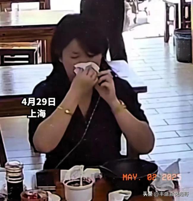 将擦鼻涕纸扔进碗罐女子拒签道歉书 奇葩行为引热议