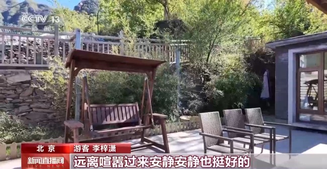 坐船穿越溶洞是种什么体验?