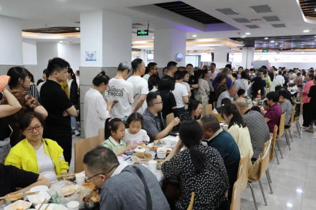 五一期間多地政府食堂向游客開放！