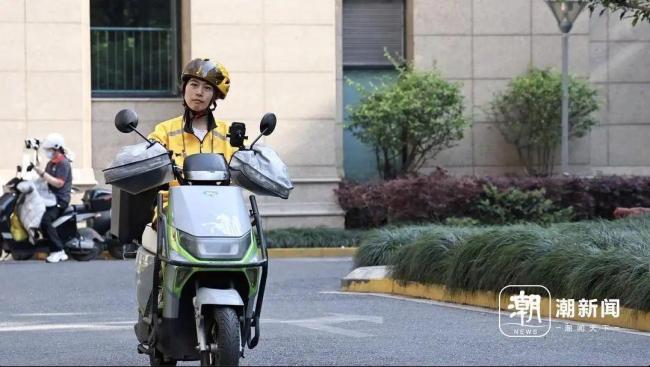 腦癱女騎手文景：帶著孩子去北京,，享受難得的“慢慢來” 母子共享溫馨時光