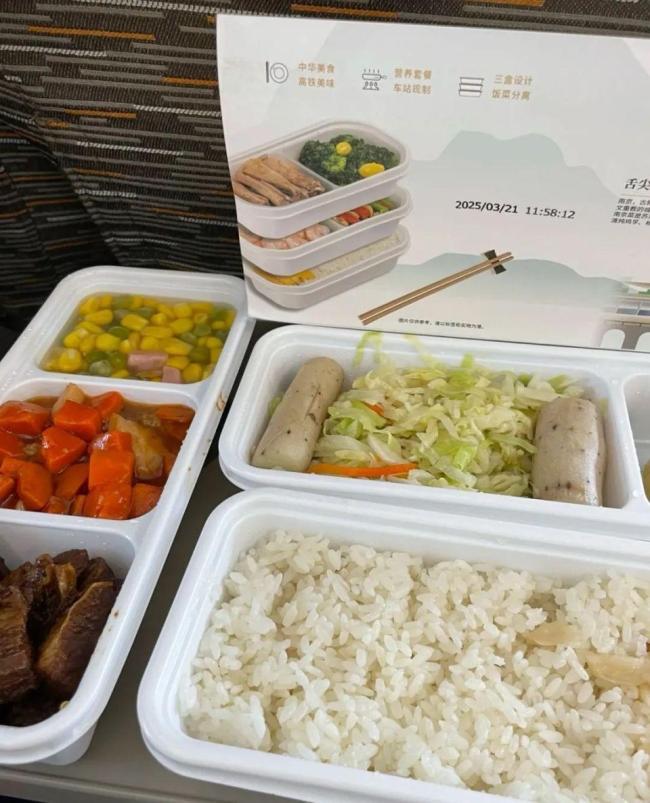 這個五一打工人在高鐵上狂炫流水席 高鐵美食地圖開啟