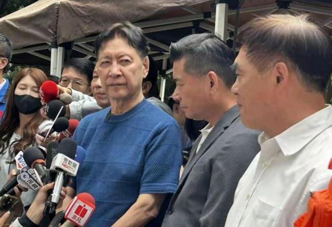 赵少康回应国民党遭全面追杀搜查 民进党下三滥手段
