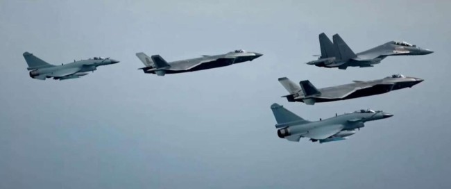 美国六代机B计划是美版“枭龙”吗 F-35改型能行吗？